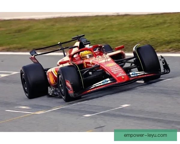 F1新赛季风云再起车队博弈升级冠军悬念引爆全球关注热度持续攀升 F1新赛季风云再起车队博弈升级冠军悬念引爆全球关注热度持续攀升