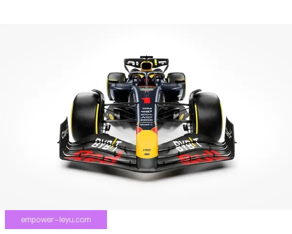F1赛车新赛季揭幕各队表现大比拼梅赛德斯与红牛争夺冠军宝座