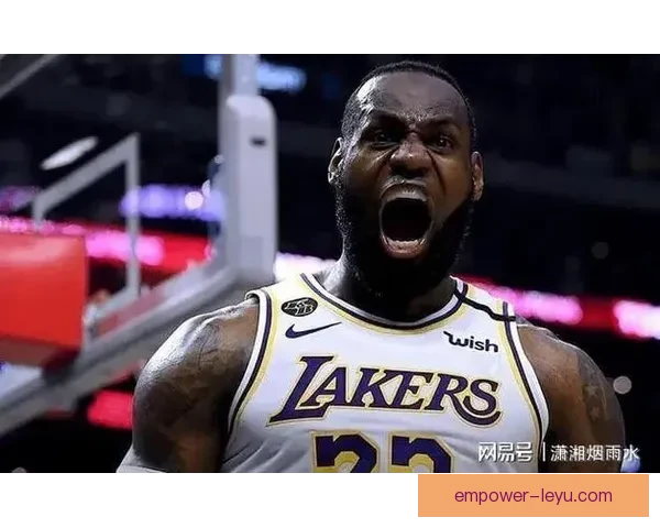 NBA最新动态：詹姆斯复出助湖人获胜杜兰特伤情更新季后赛前瞻解析