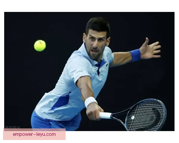 德约科维奇再创辉煌 网球赛场精彩瞬间引热议