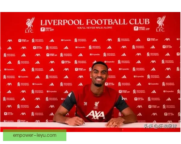 利物浦俱乐部最新动态：新援加盟引期待 球队备战赛季目标明确