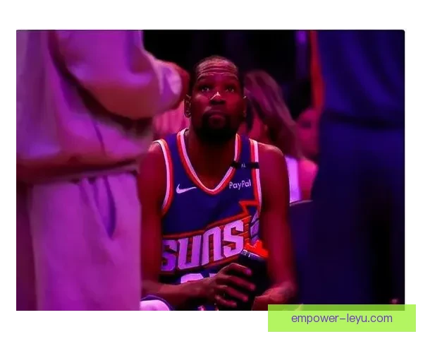 季后赛争夺白热化巨星对决频现联盟格局悄然生变引发热议四方豪强暗流涌动